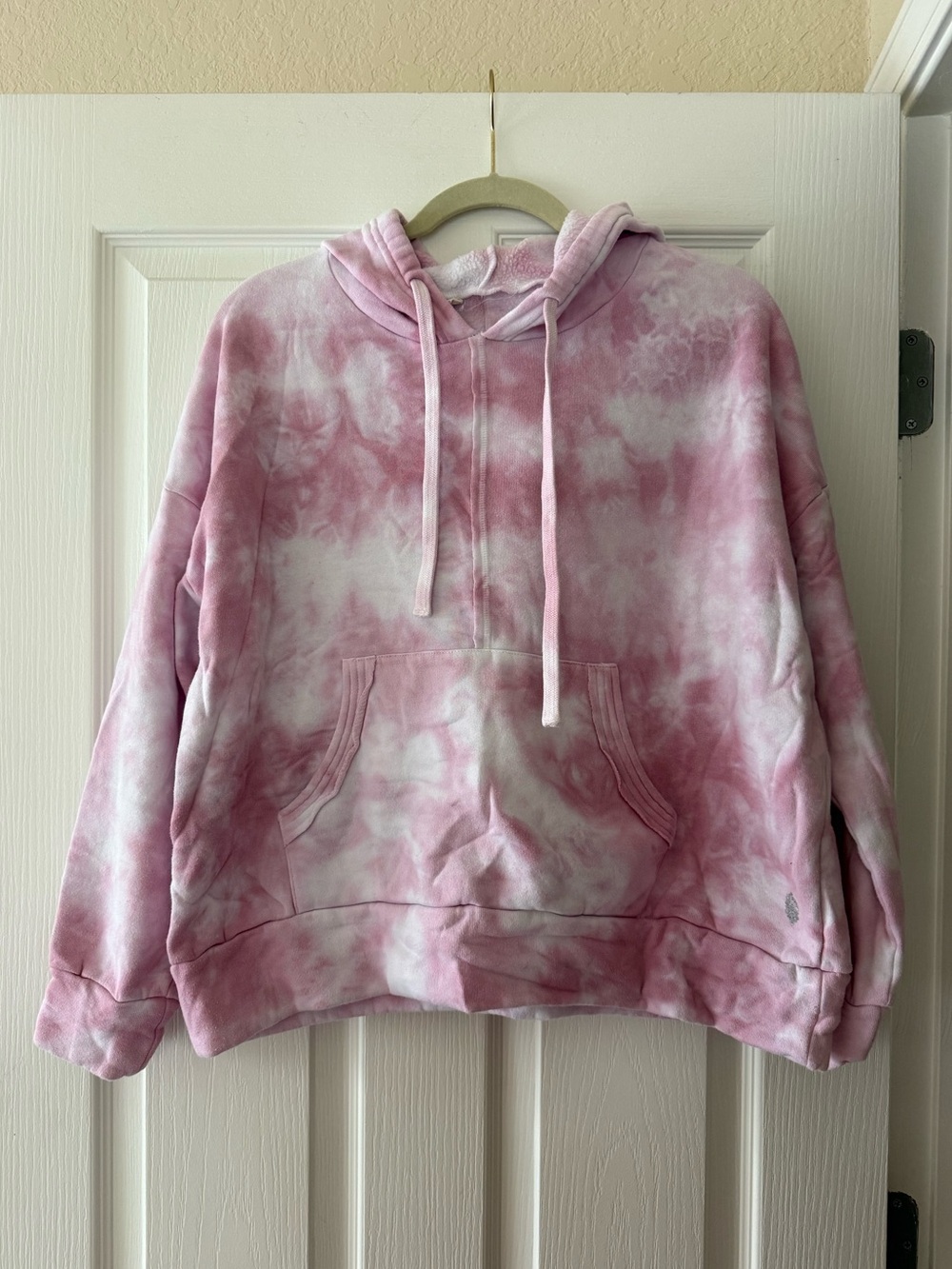 Free People Pink and White Tie-Dye Sweatshirt